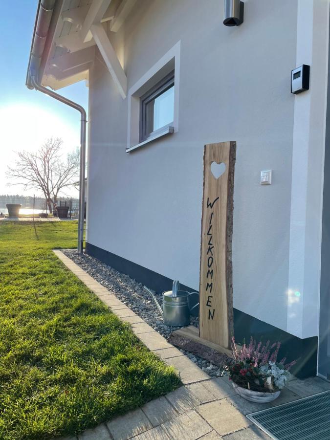 5 Sterne-Ferienhaus Eisvogel Am See Mit Sauna Und Kamin 克拉科夫西 外观 照片