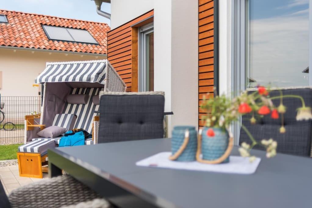 5 Sterne-Ferienhaus Eisvogel Am See Mit Sauna Und Kamin 克拉科夫西 外观 照片