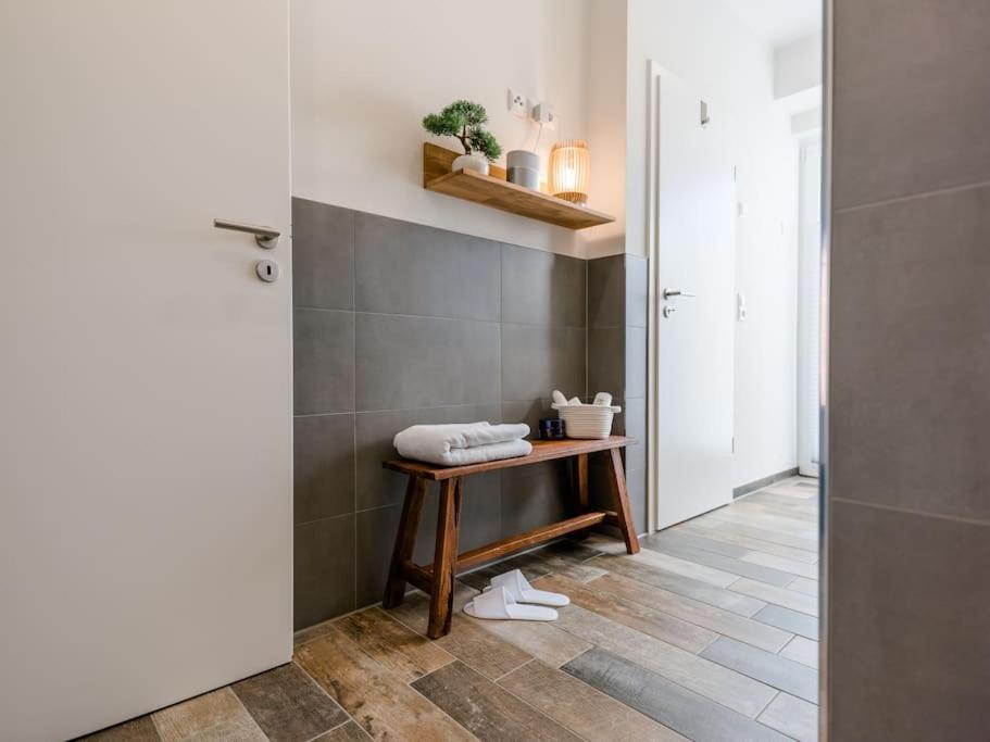 5 Sterne-Ferienhaus Eisvogel Am See Mit Sauna Und Kamin 克拉科夫西 外观 照片
